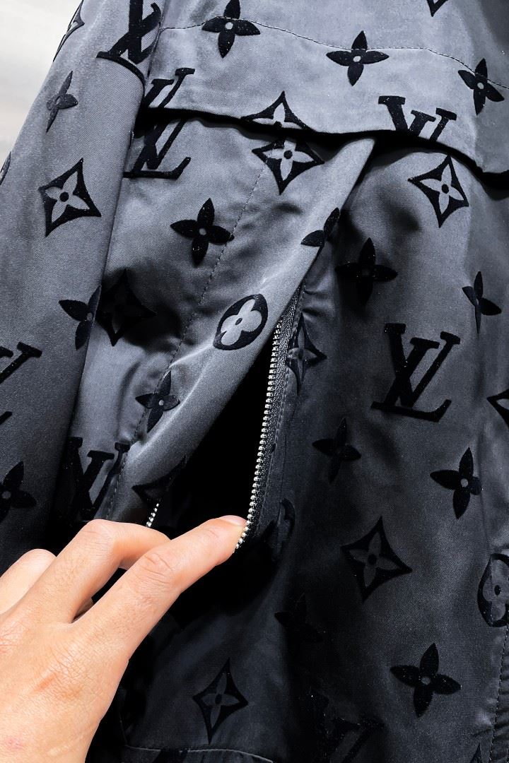 Louis Vuitton Outwear